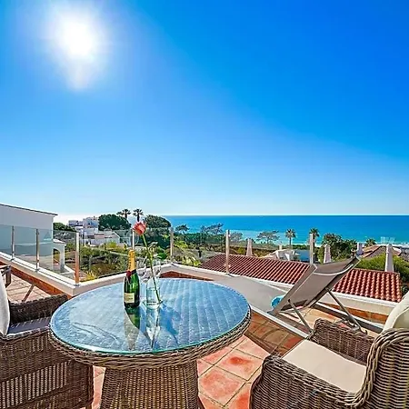 Villa Sleeps 8 With Pool Air Con And Wifi *