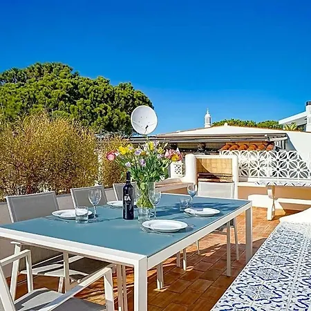 Sleeps 8 With Pool Air Con And Wifi Villa *