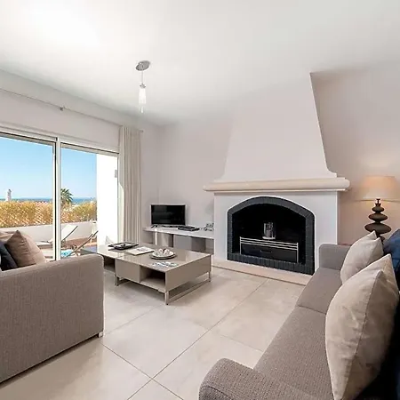 Sleeps 8 With Pool Air Con And Wifi Villa *